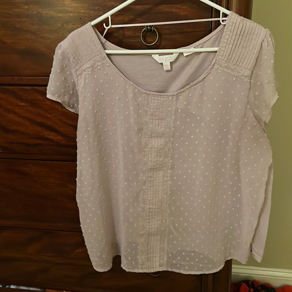 3 FOR $20- dusty rose short sleeve blouse with dot design size XXL
